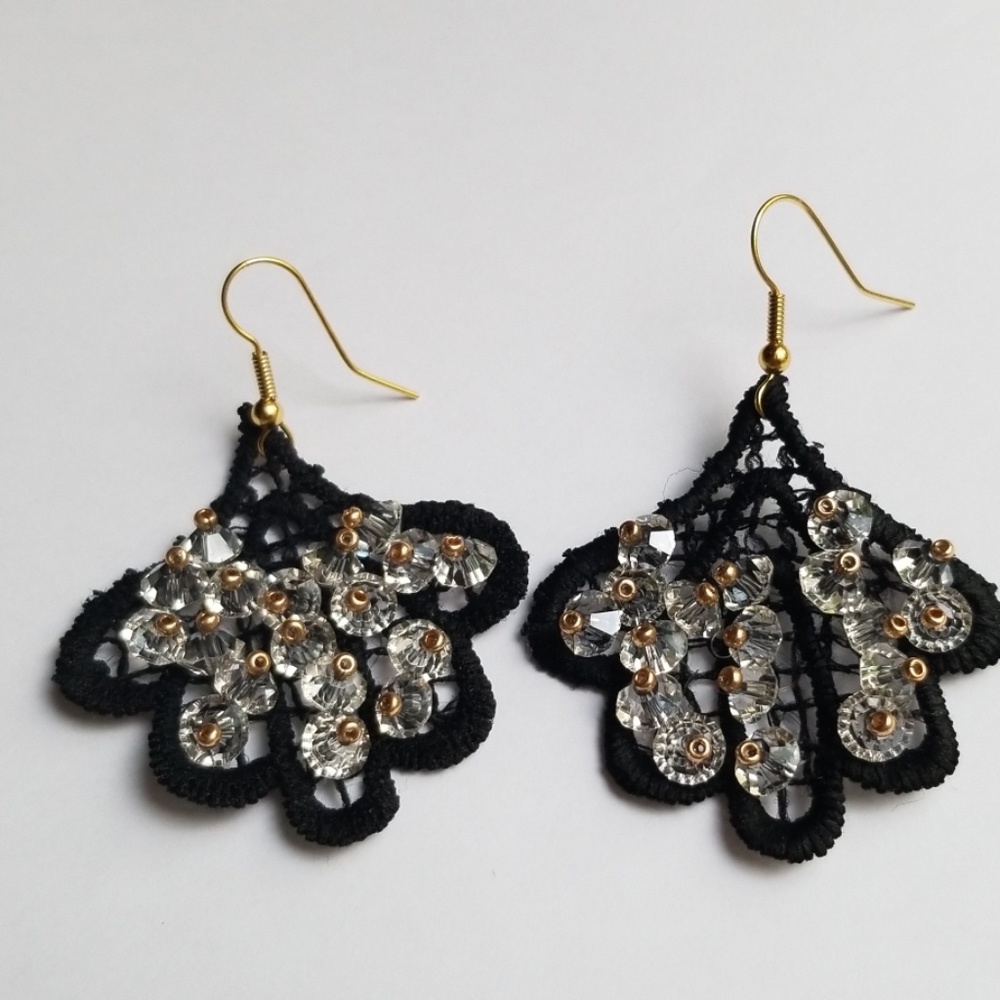 Black Lace and Cristal Earrings